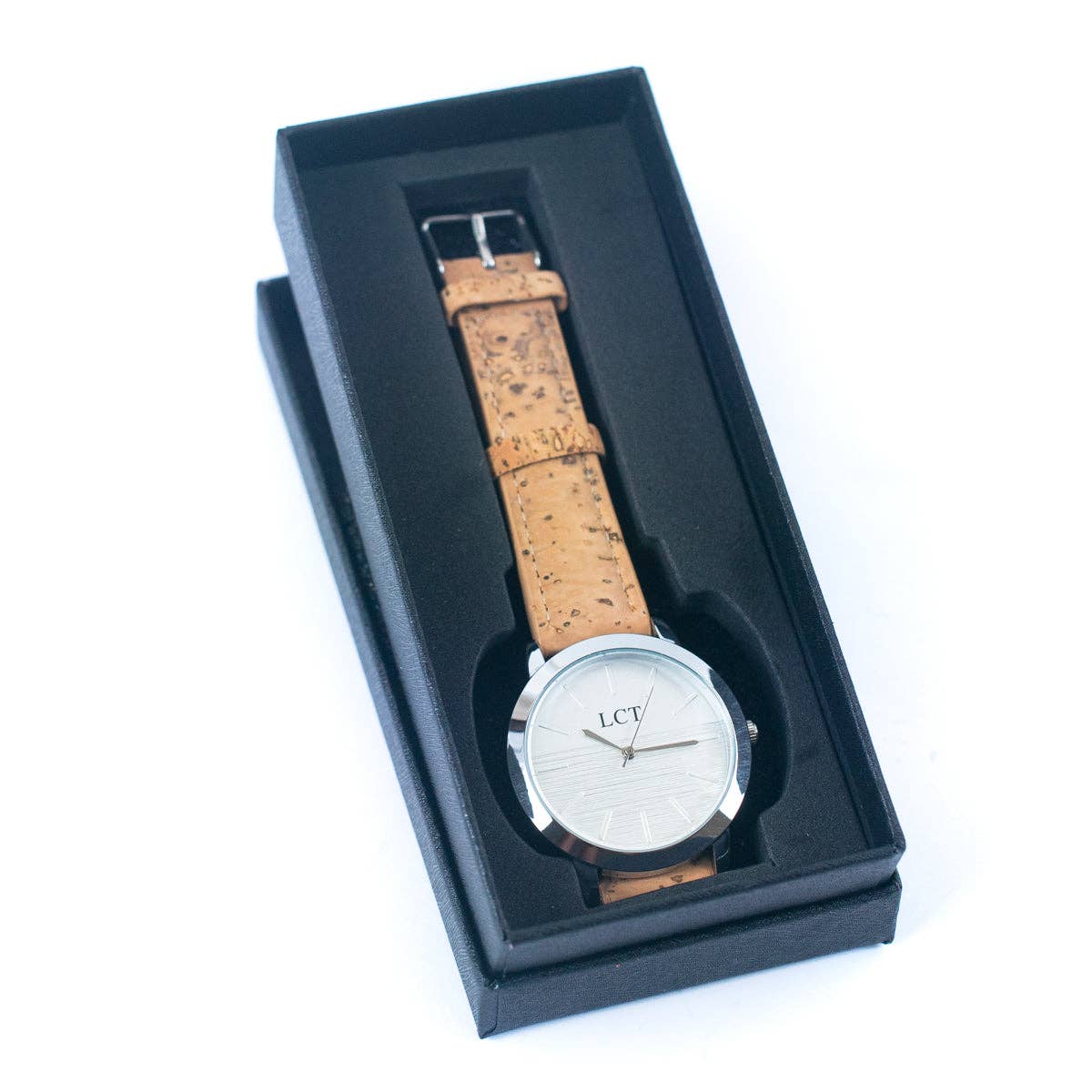 Timekeeping with a Twist: Unisex Natural Cork Watch